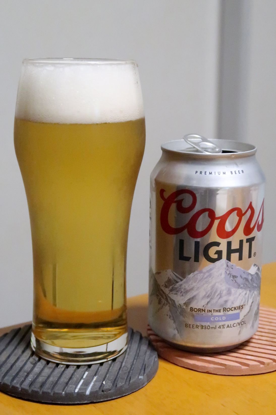 Coors LIGHT きょうの幸せビール